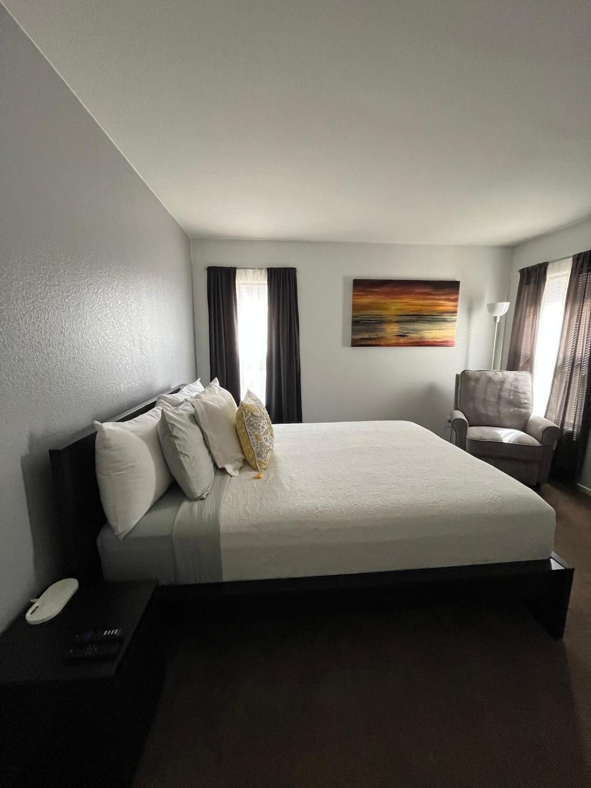 Beautiful 2 Story 20 Minutes From The Strip Holiday home Las Vegas