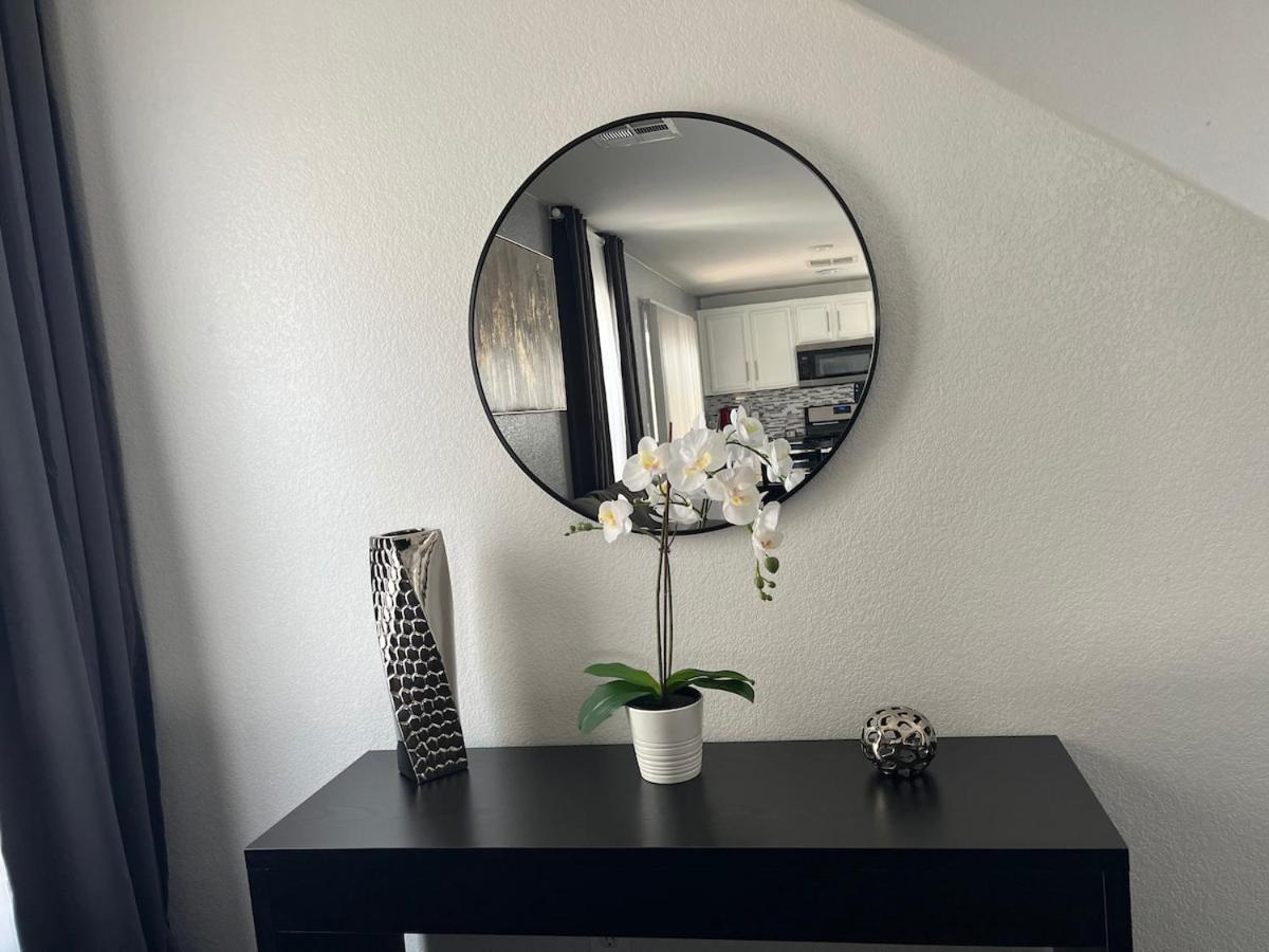 Holiday home Beautiful 2 Story 20 Minutes From The Strip Las Vegas