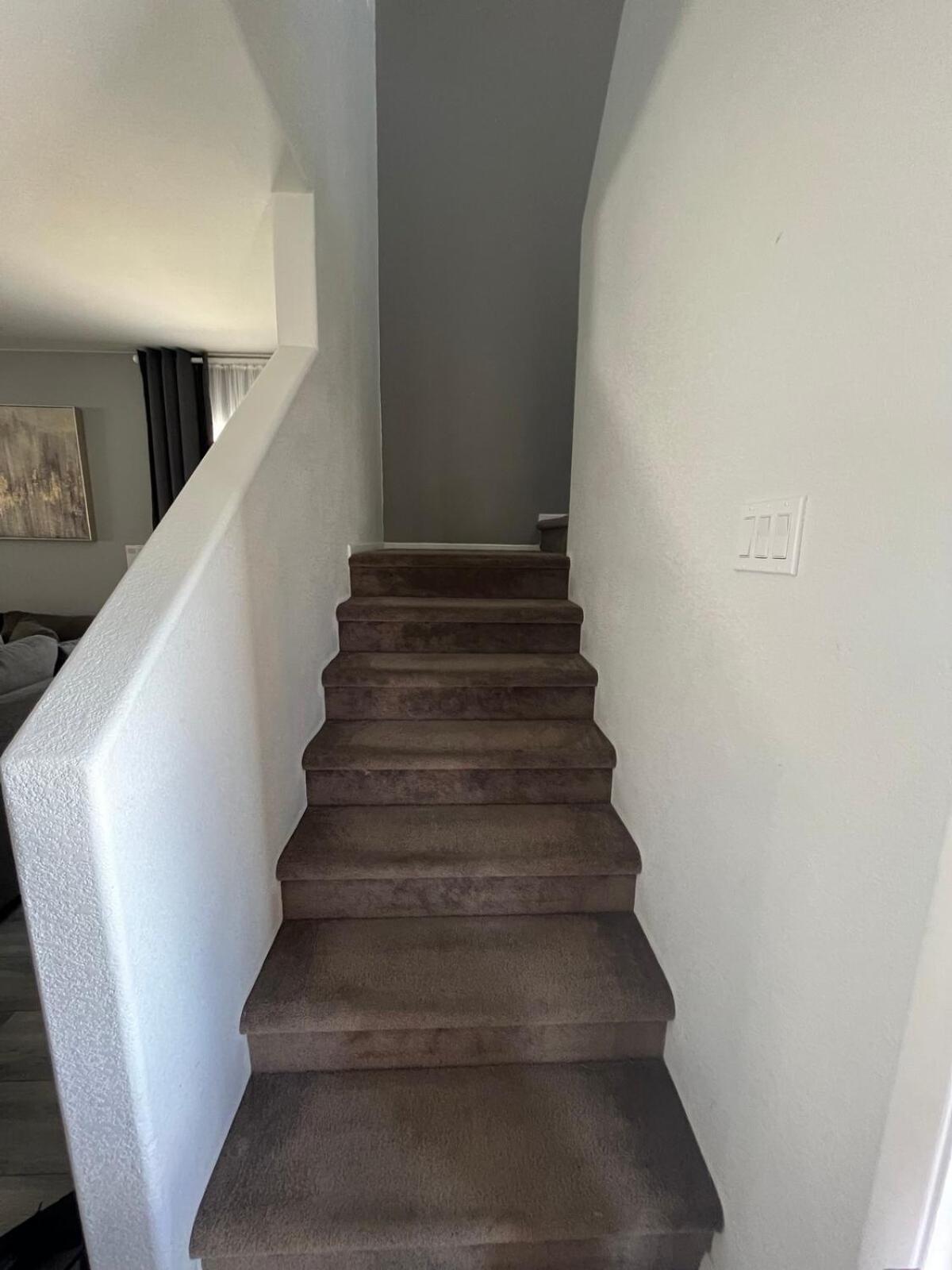 Beautiful 2 Story 20 Minutes From The Strip Holiday home