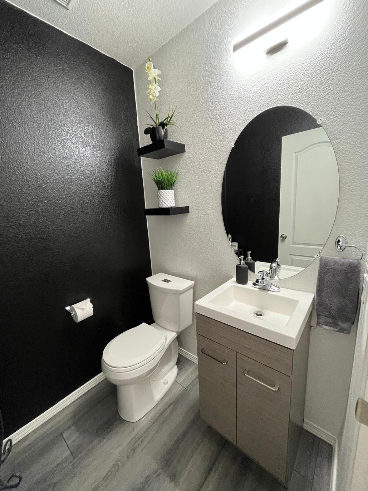 Holiday home Beautiful 2 Story 20 Minutes From The Strip
